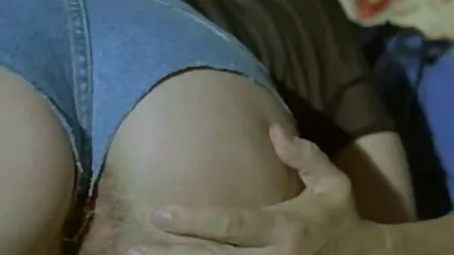 Bà xuất hiện với ông nội của ông nội và cho phép mình có phim sec thu cho vịt mình