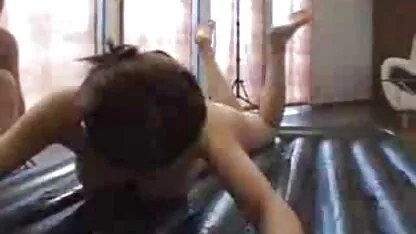 Kinh nghiệm, người đàn ông bị rơi và lái chúng séc người và chó
