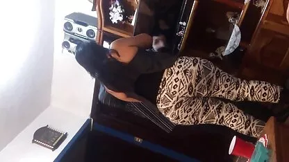 Hạt sec thu dit nhau buddy Dale ăn