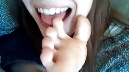 Cô gái nga phim sec chó phú lợi